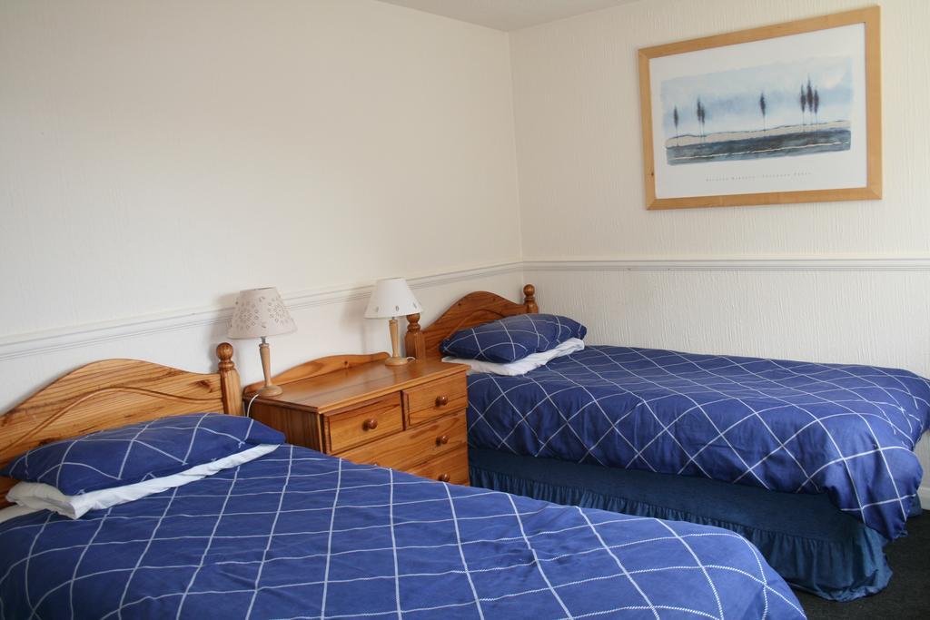 Ivy Tower Cottages Saint Florence エクステリア 写真